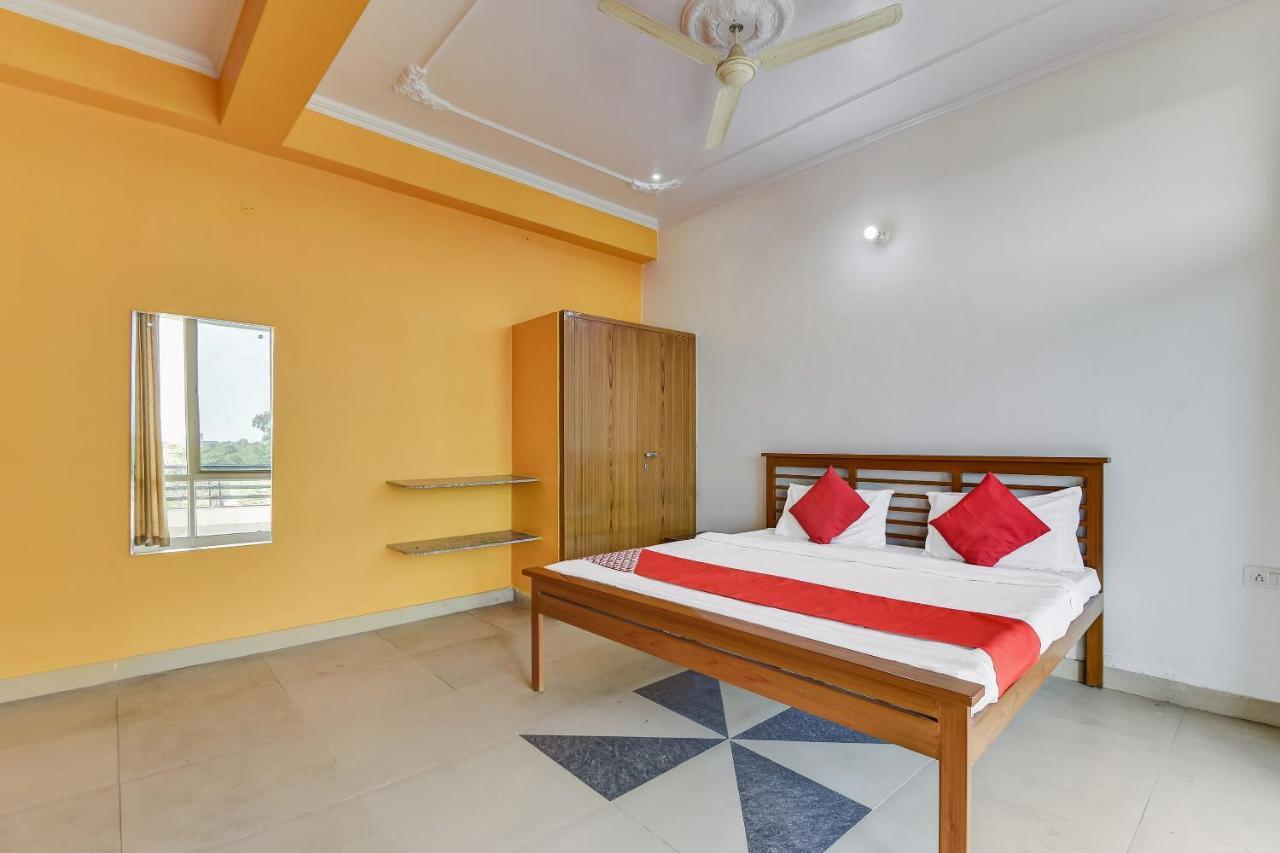 Oyo 64464 Hotel Gulmohar جايبور المظهر الخارجي الصورة