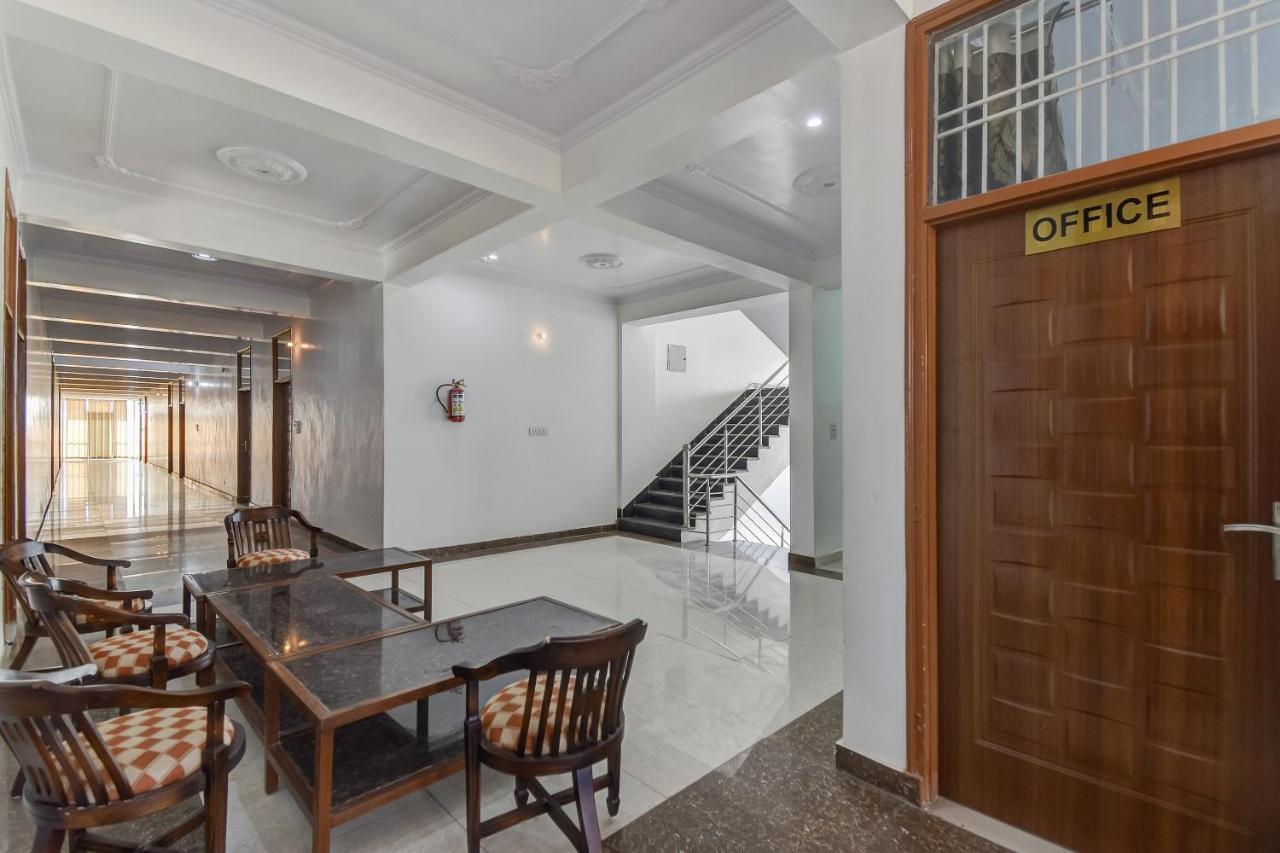 Oyo 64464 Hotel Gulmohar جايبور المظهر الخارجي الصورة