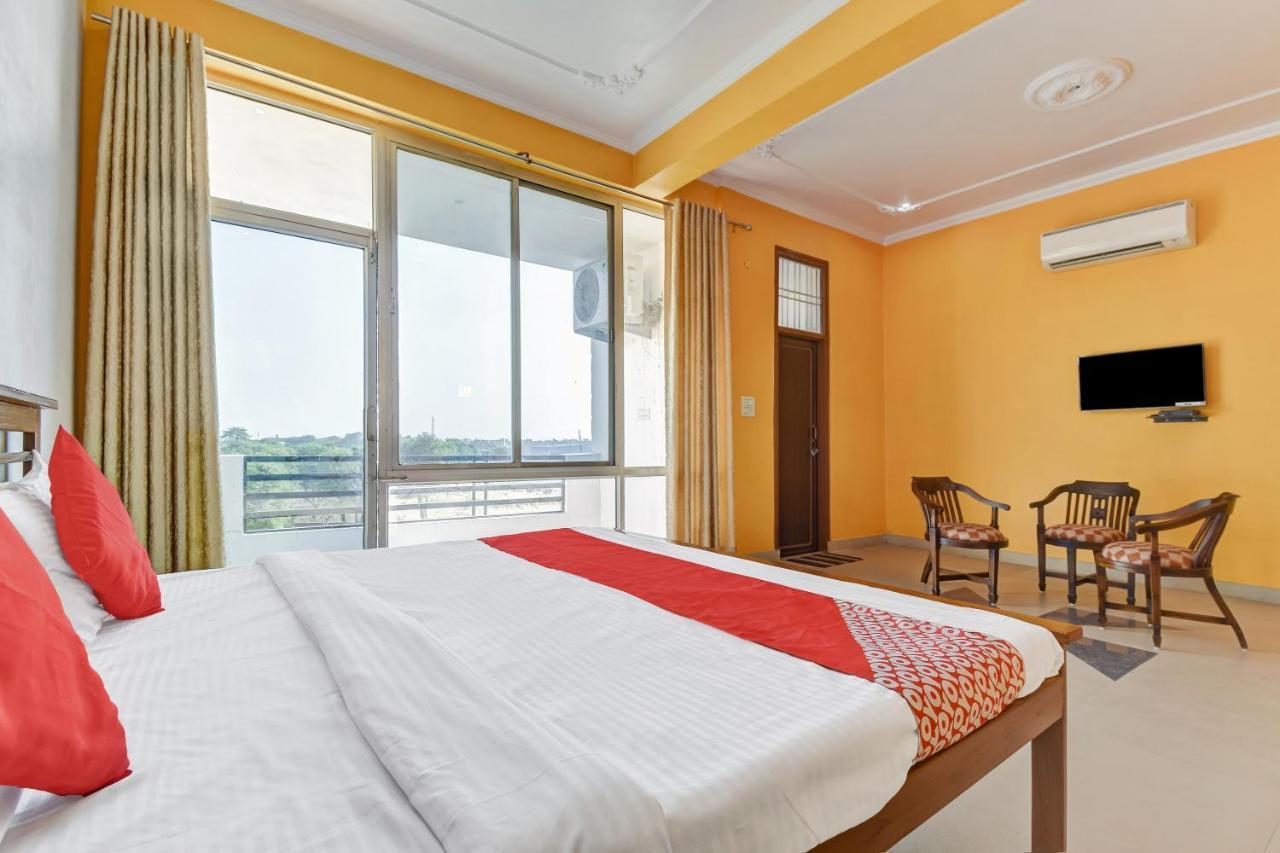 Oyo 64464 Hotel Gulmohar جايبور المظهر الخارجي الصورة
